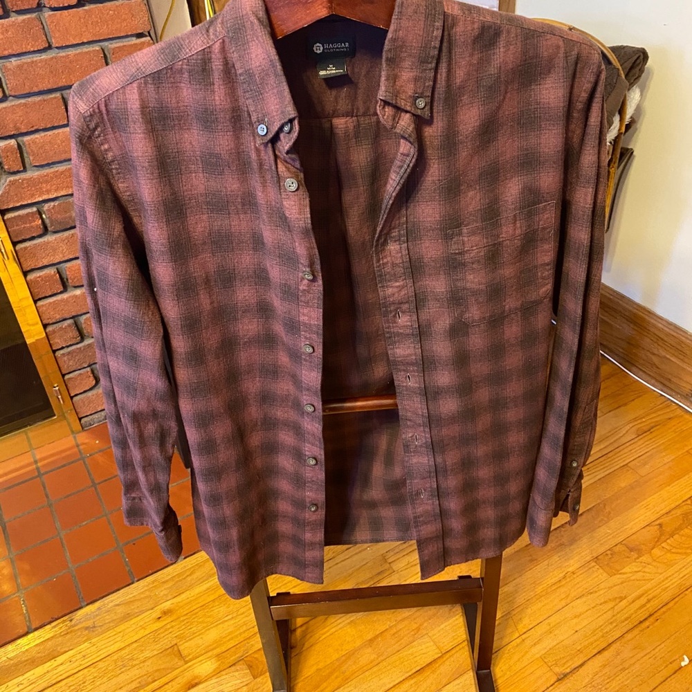 Haggar like new casual shirt sizeM